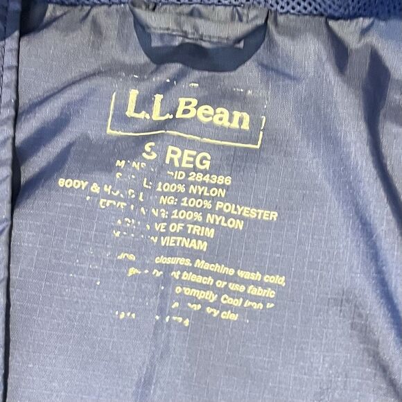 LL Bean Rain Jacket Mens S Navy Blue Windbreaker Hooded Zip Pockets Outdoor Hike - Picture 5 of 9